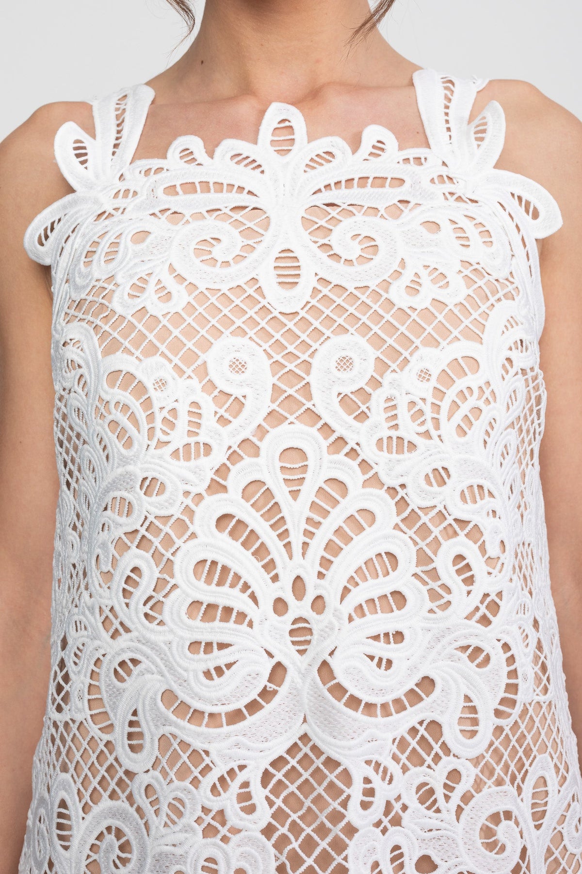 Guipure Lace Sleeveless Mini Dress With Scallop Hem - White