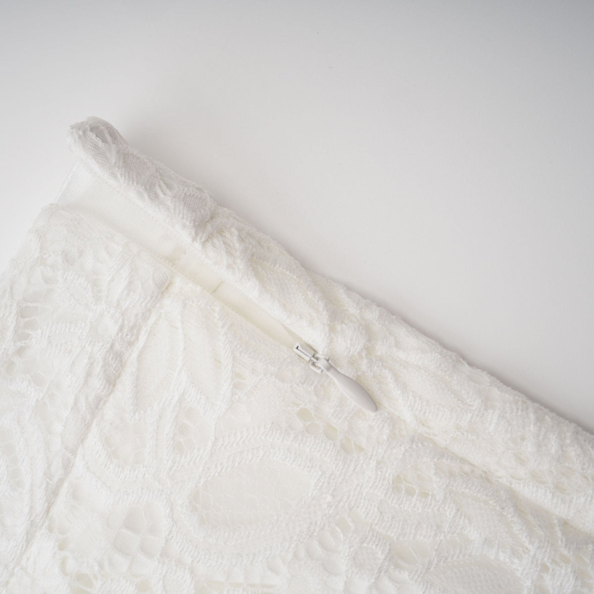 Loana White Floral Lace Top & Trousers Set
