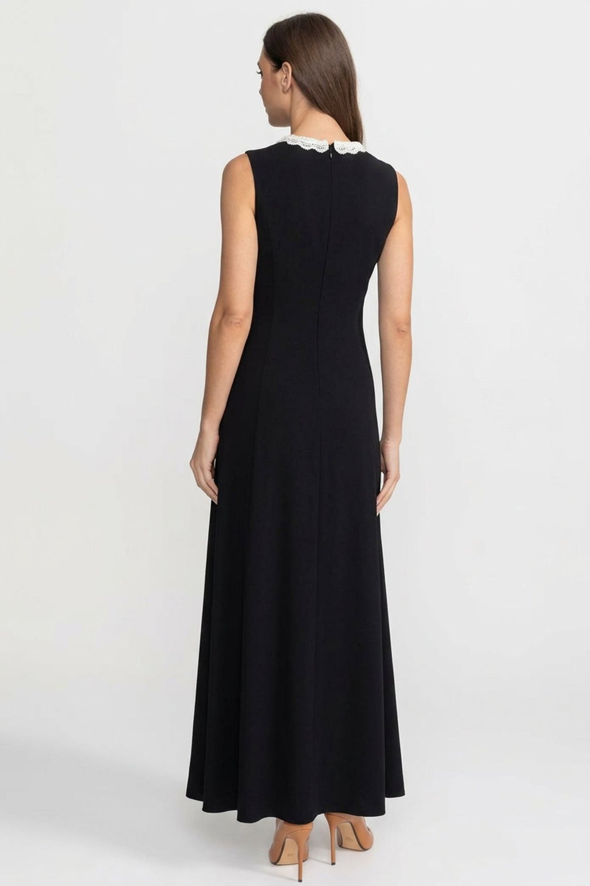Sleeveless Midi Dress With Pearl Trim Details - Black