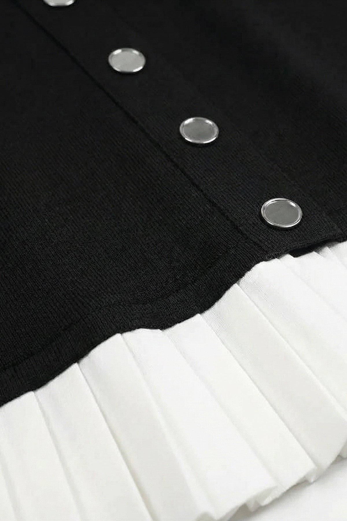 Short Sleeve Mini Dress With Contrast Pleated Hem - Black