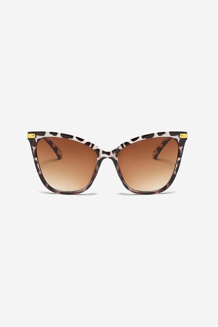Cat-Eye Sunglasses with Textured Temples and Gold Accents – Tortoise