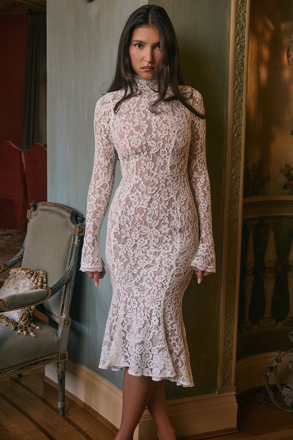 Sophia Vintage Ivory Lace Fitted Midi Dress