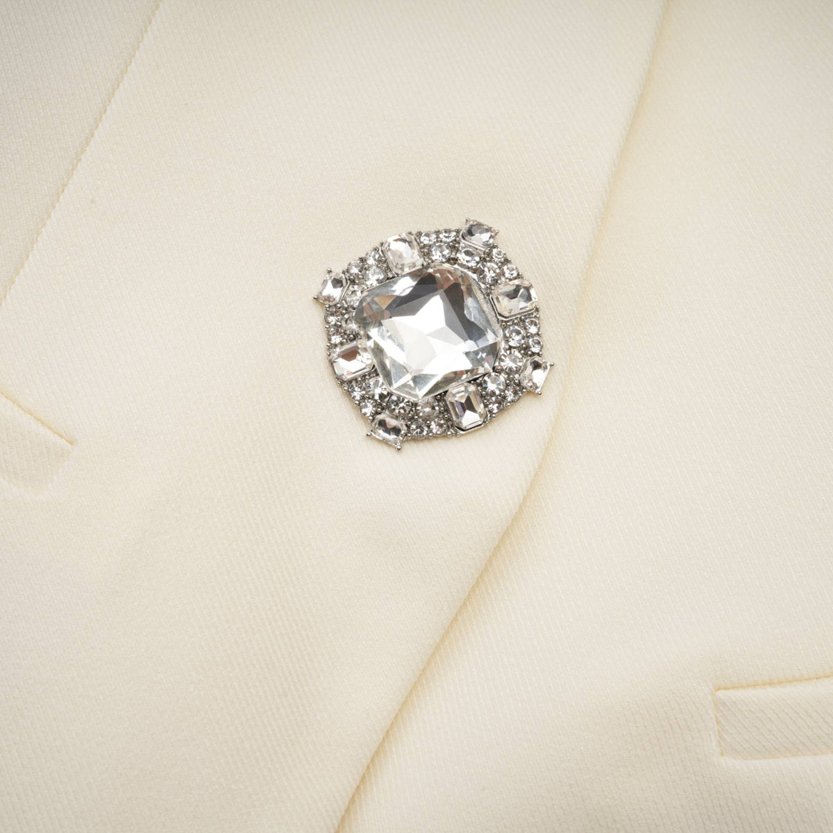 Iselin jacket & shorts matching set