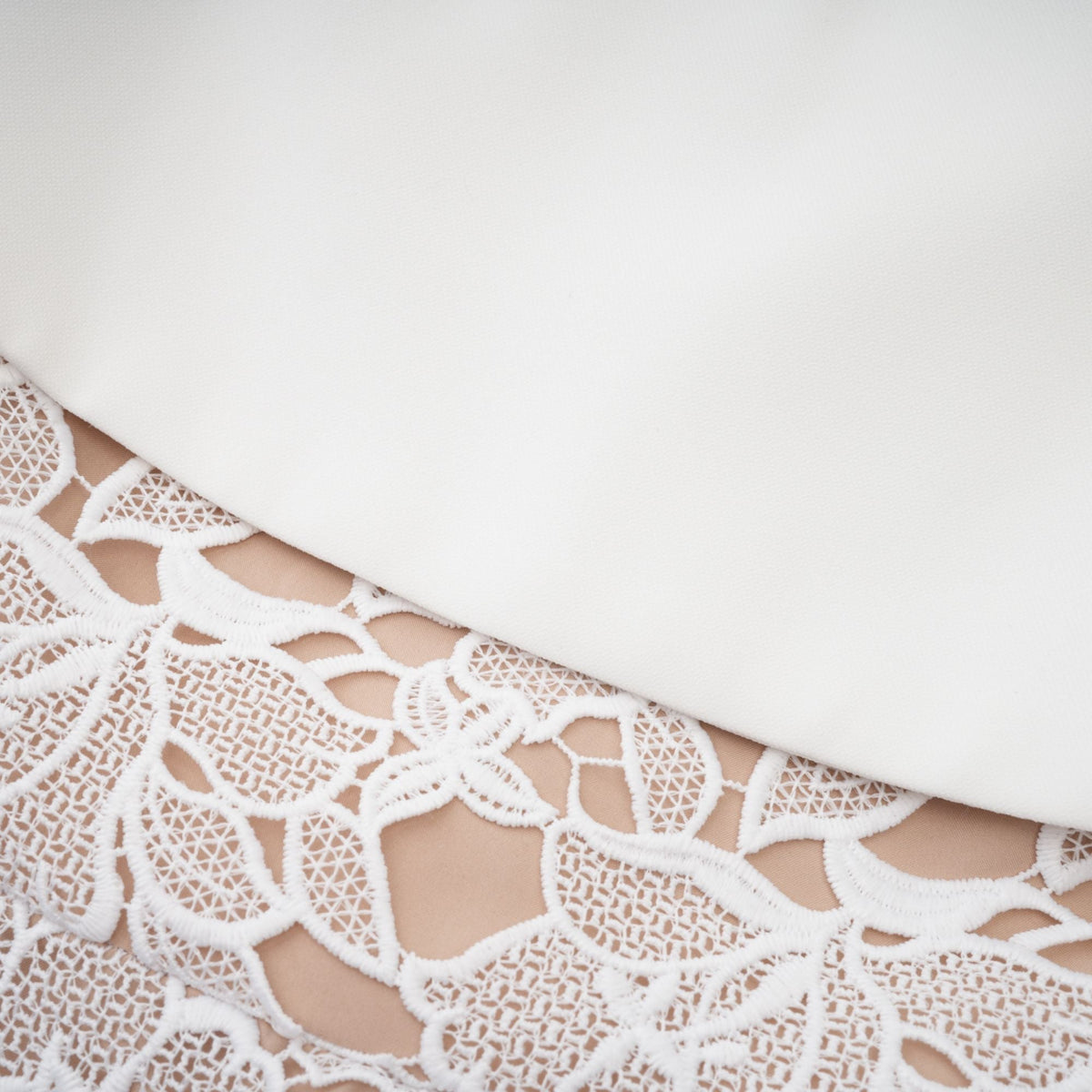 Jorvilda white pierced midi dress - White