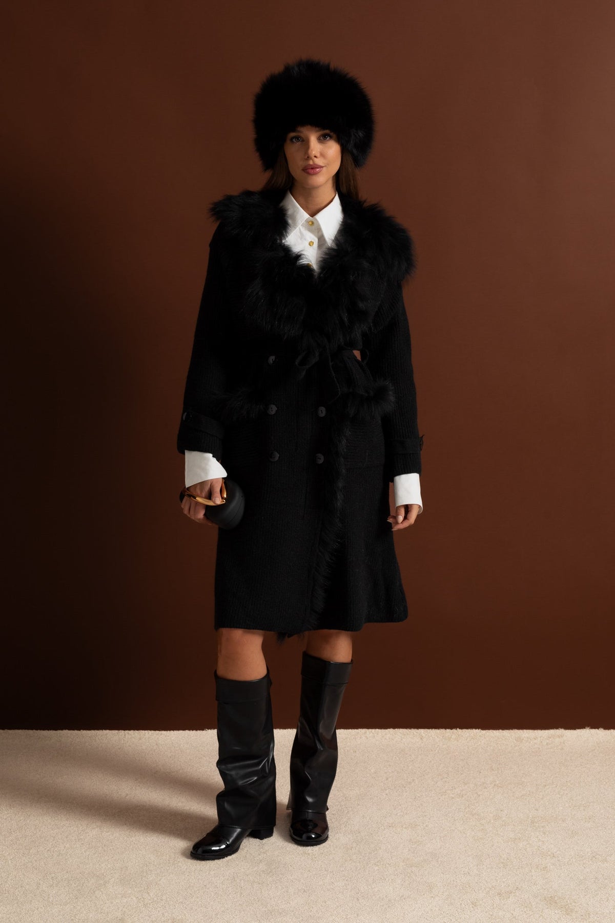 Double-Breasted Wool Knit Overcoat With Fur Trim – Black