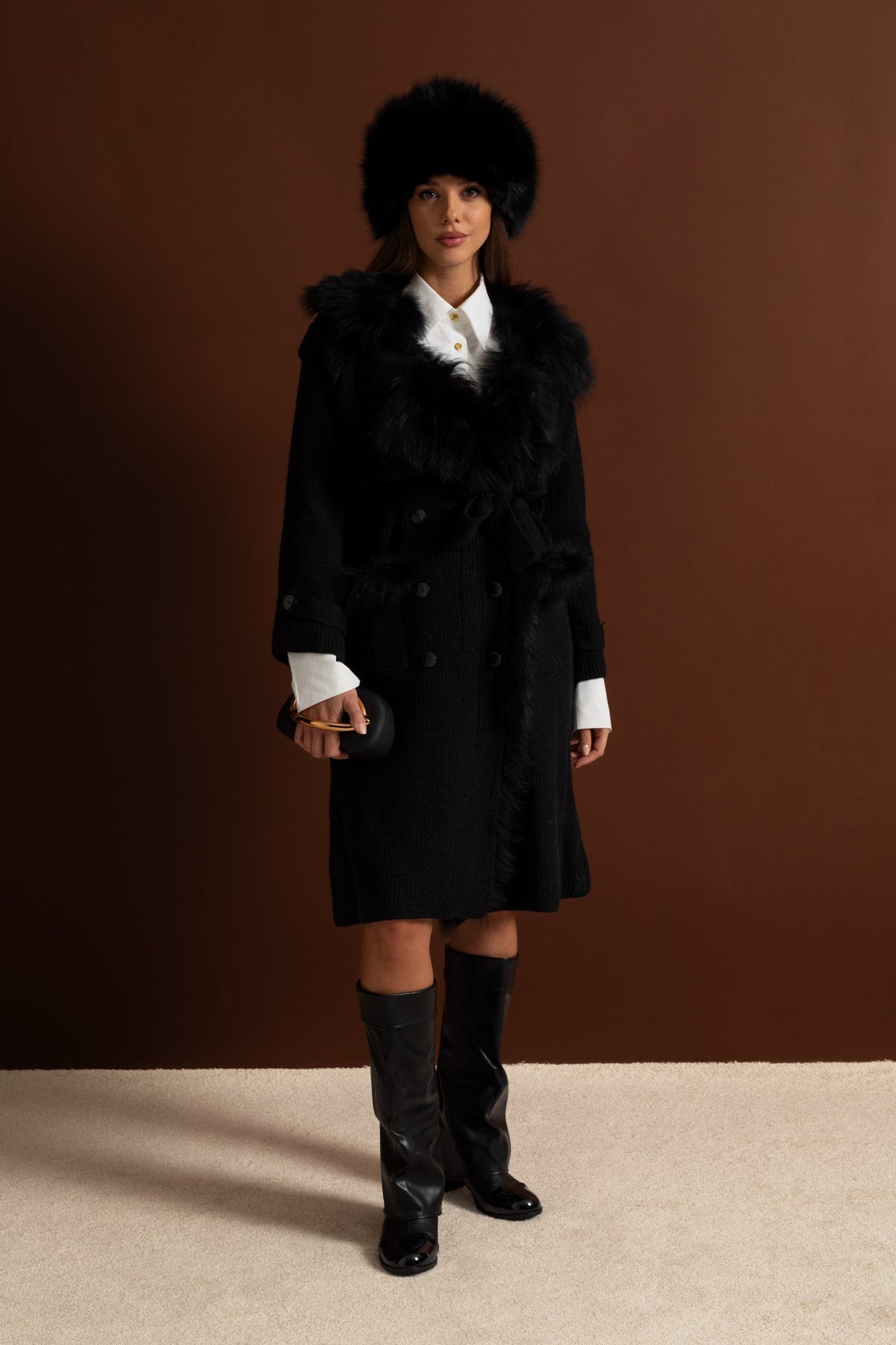 Double-Breasted Wool Knit Overcoat With Fur Trim – Black