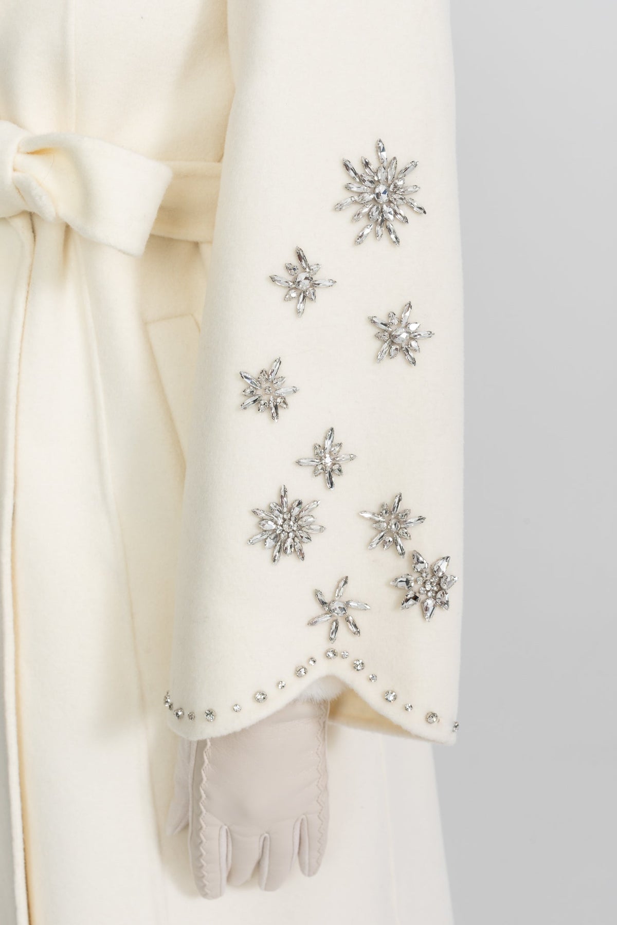 Embellished Wool Overcoat With Fox Fur Collar – Ivoire