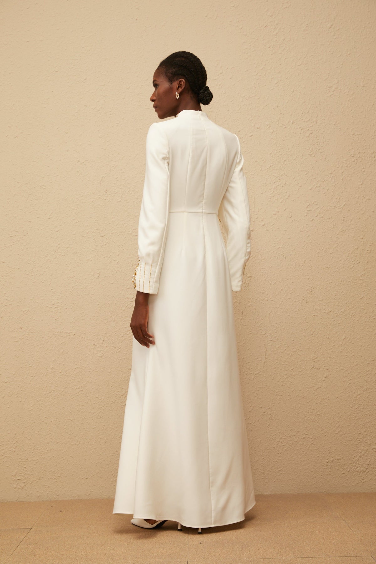 Lune White Embellished Shawl Design Gown (Final Sale)