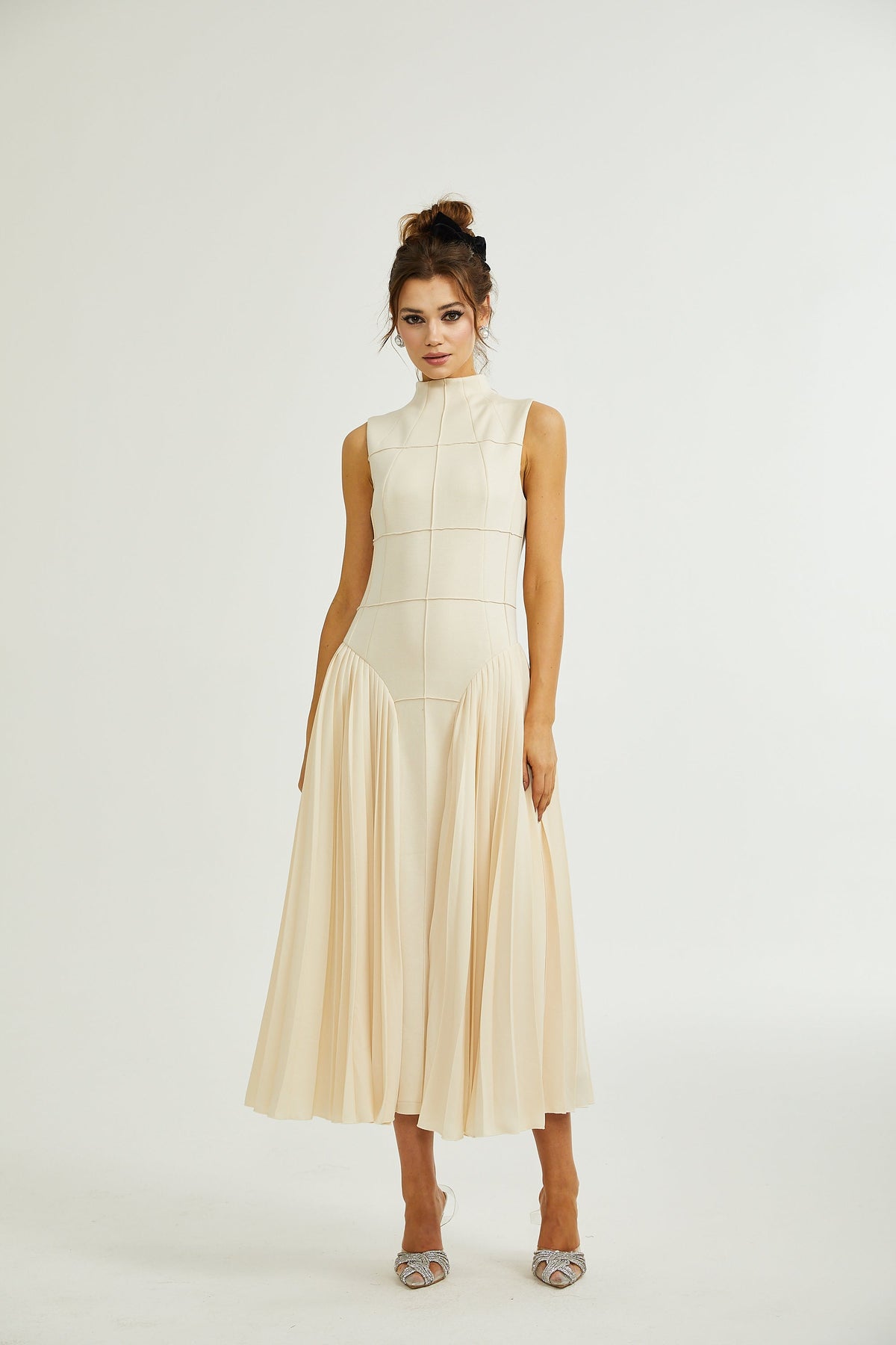 Safiya sleeveless pleated dress (Final Sale-US Only)