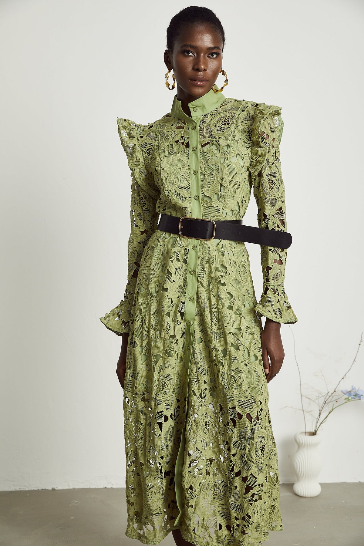 Noémie floral-embroidered midi dress in Green