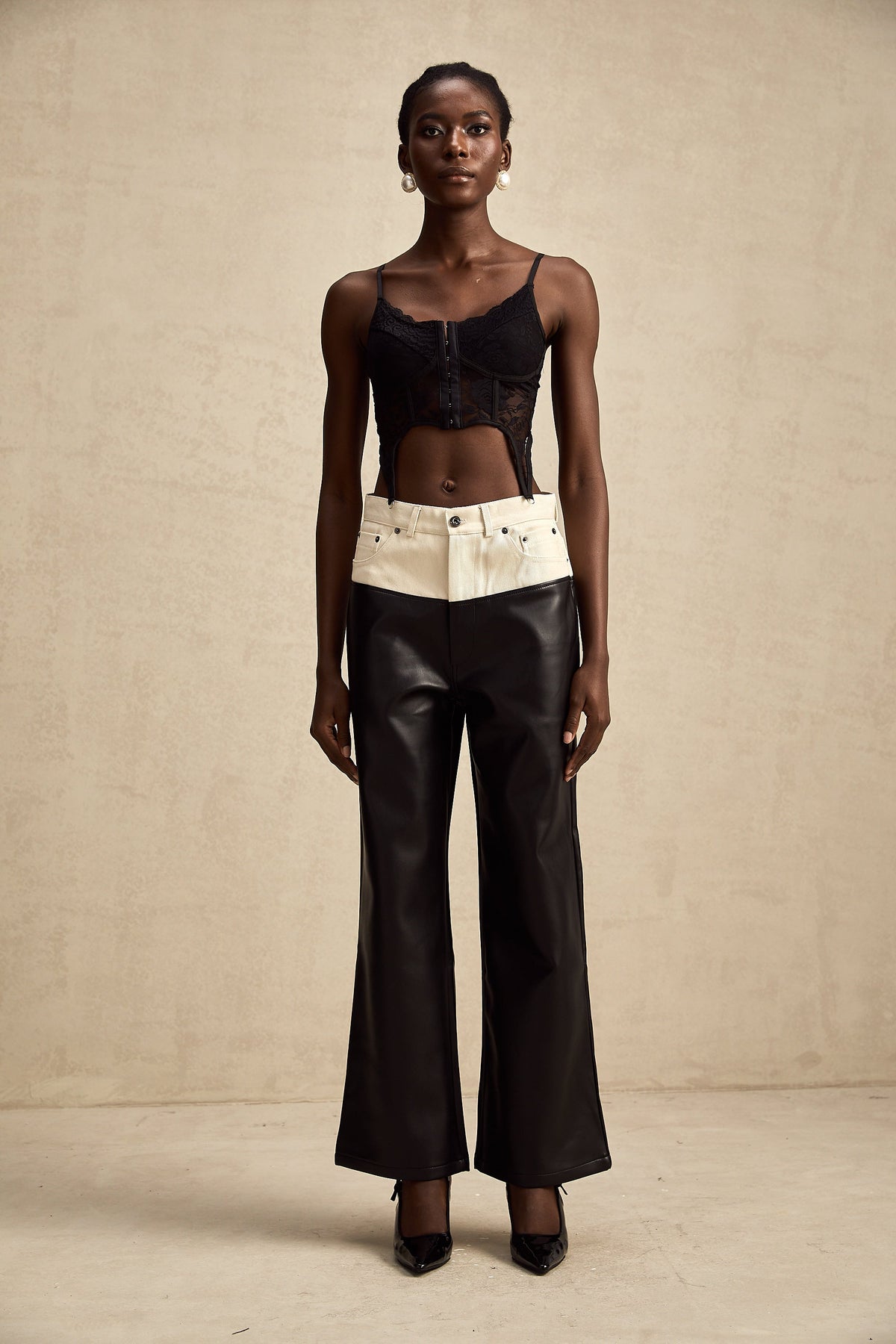 Clotilde contrast-color leather trousers - Black
