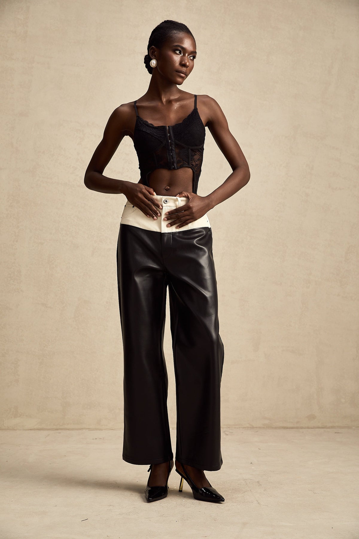 Clotilde contrast-color leather trousers - Black