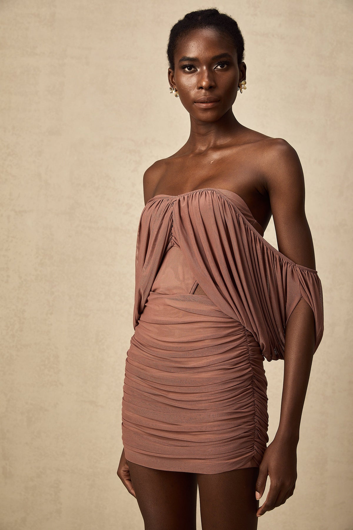 Zohra off-shoulder bodysuit & skirt matching set
