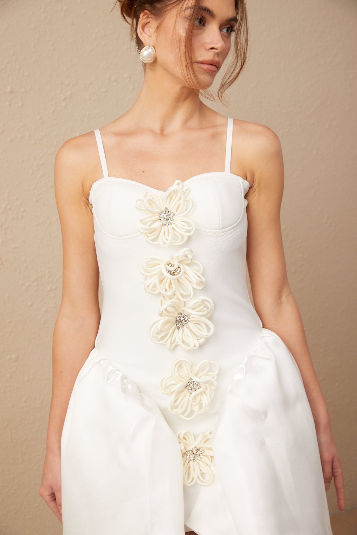 Lis white flower-motif bustier mini dress