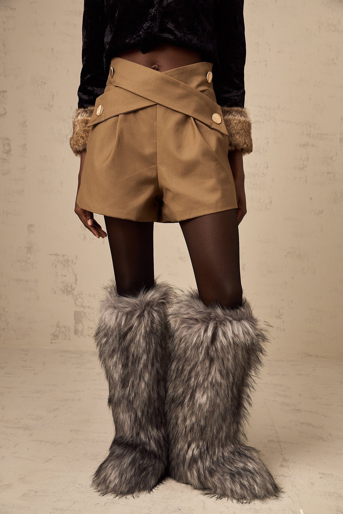 Chlore khaki crossover-design shorts (Final Sale)