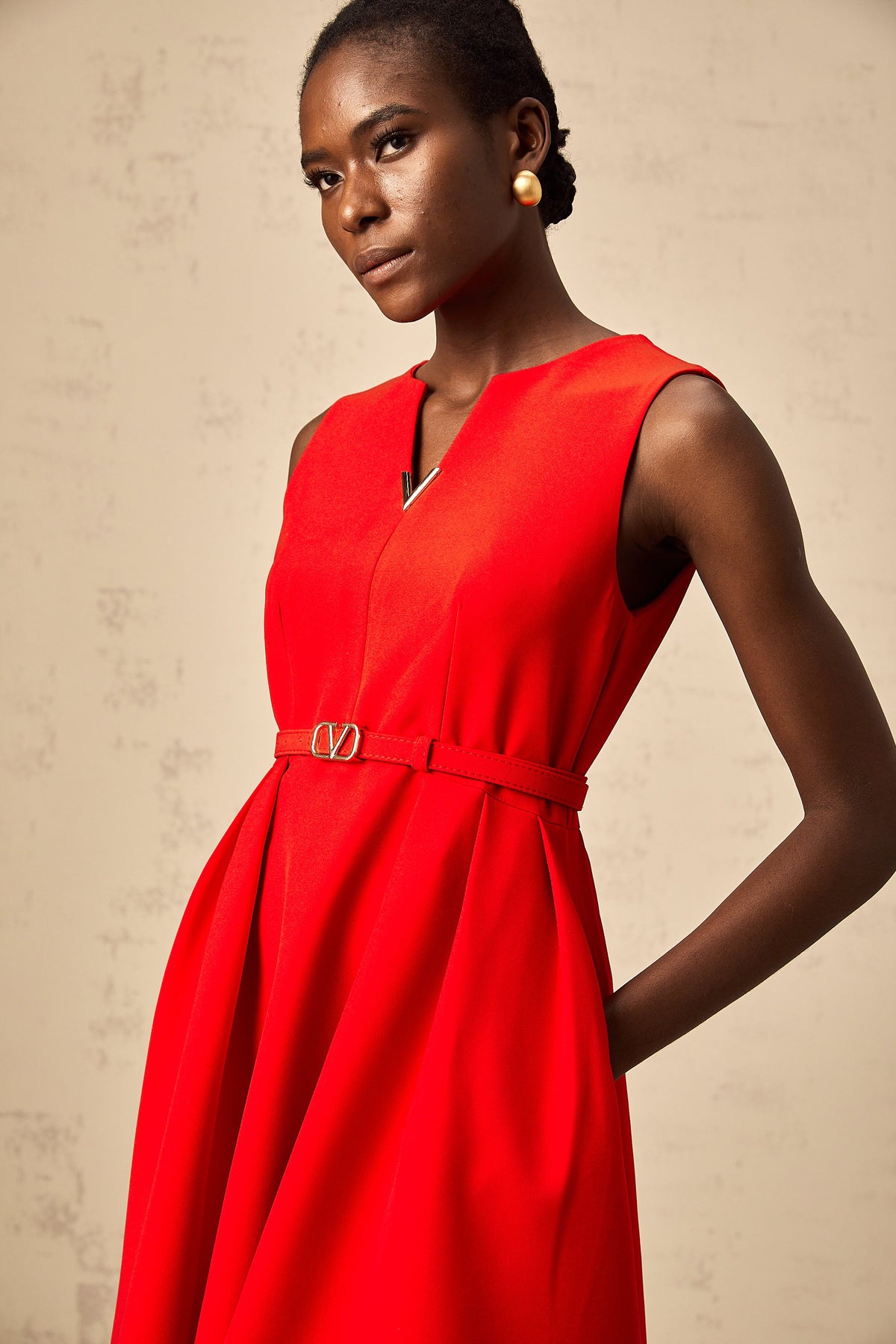 Quiana red split-neck cinched-waist mini dress