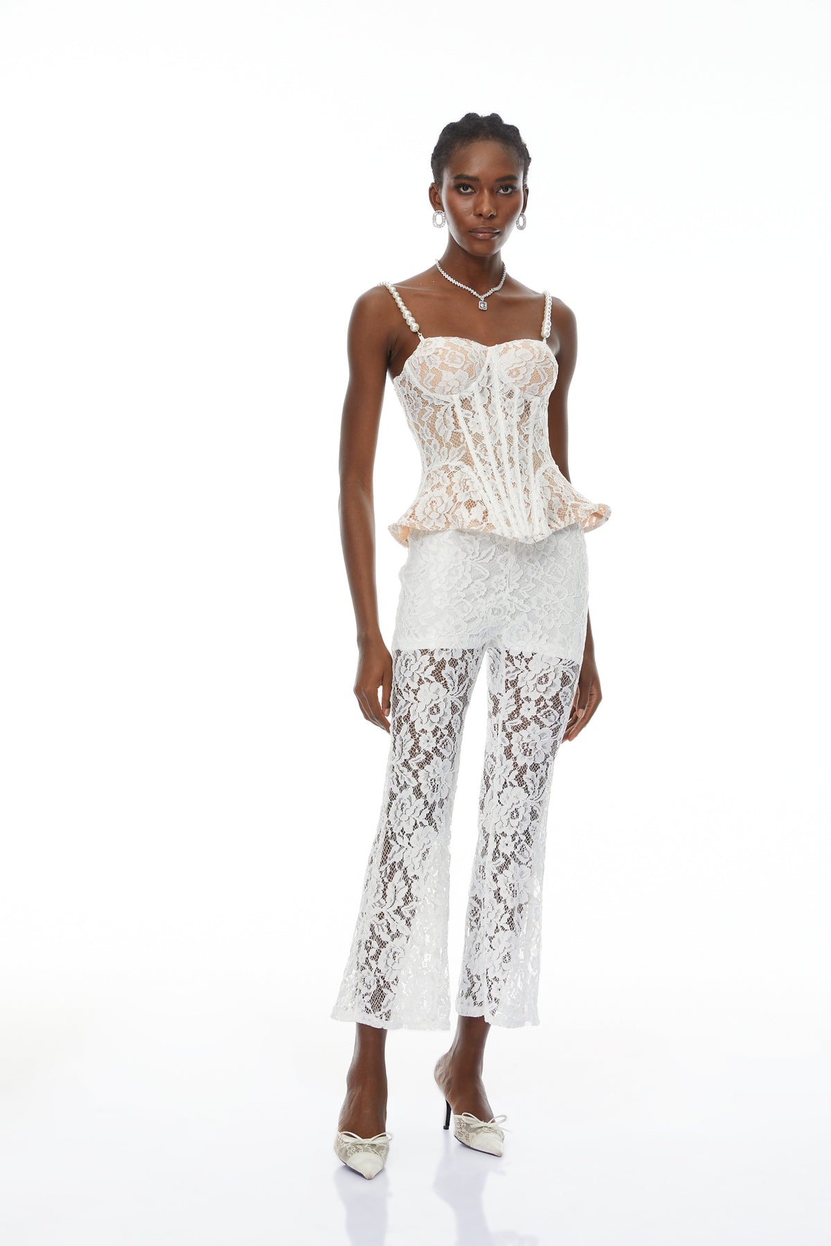 Védís White Floral Lace Top & Trousers Set