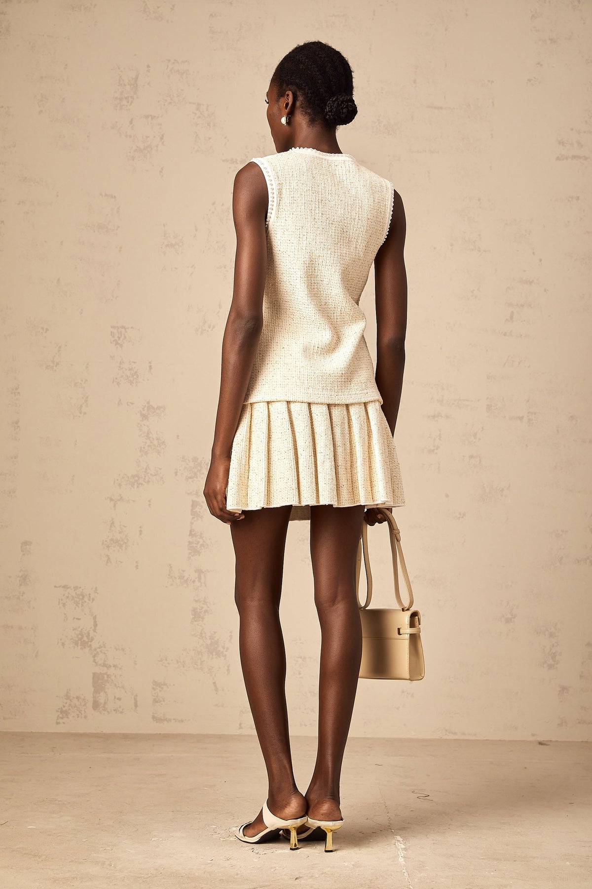 Hélène beige sequined knit vest top & skirt matching set