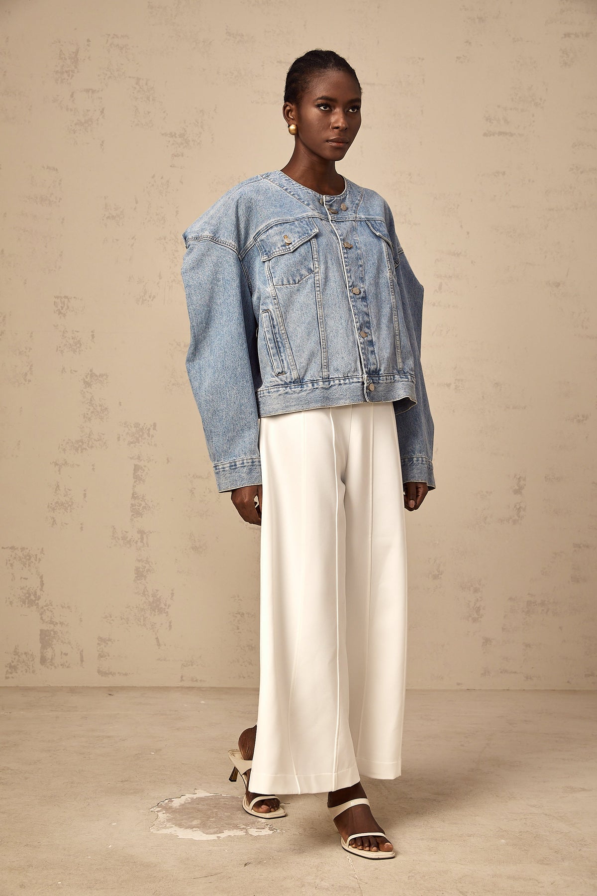 Isabelle blue collarless denim jacket