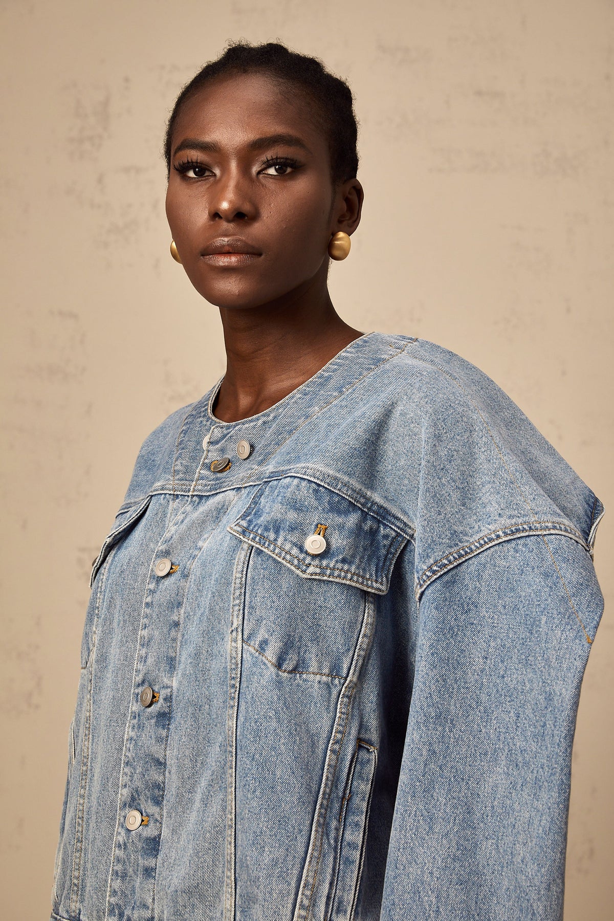 Isabelle blue collarless denim jacket