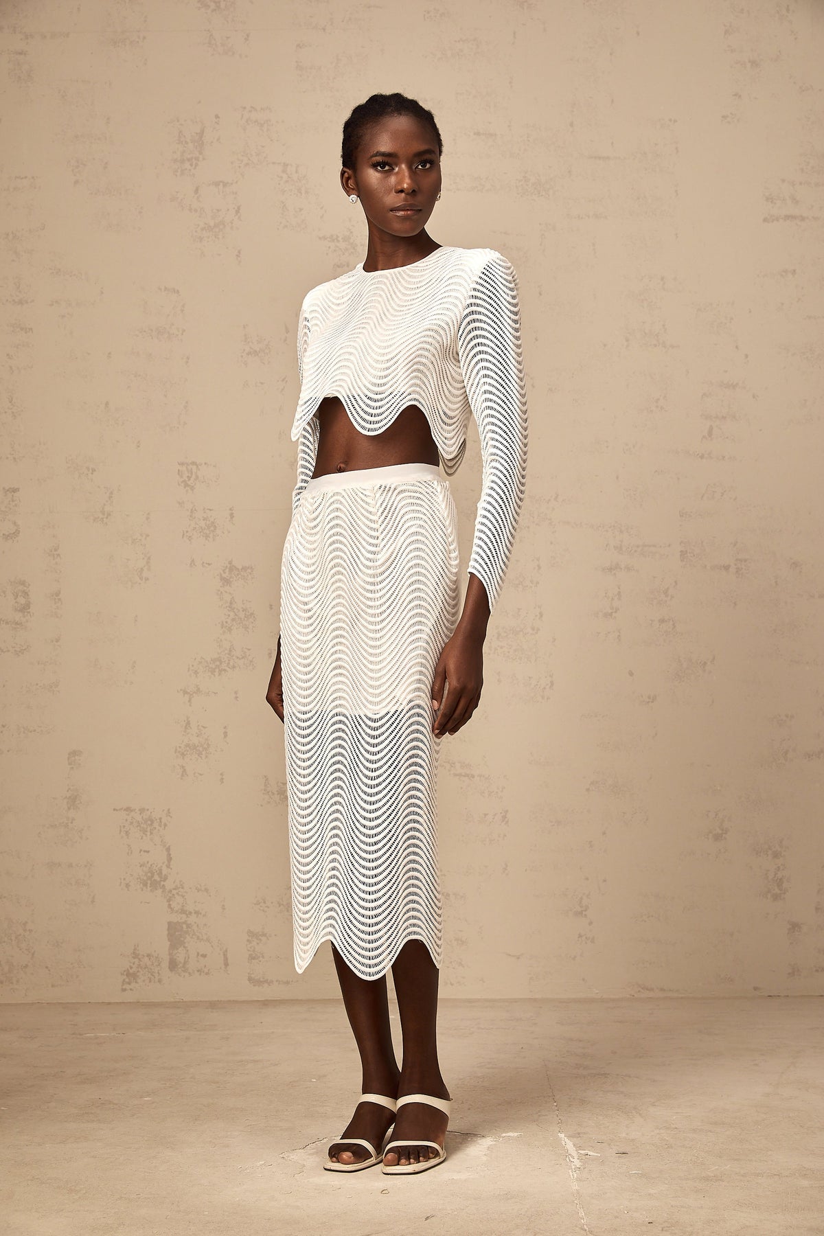 Constance white wavy woven top & skirt matching set