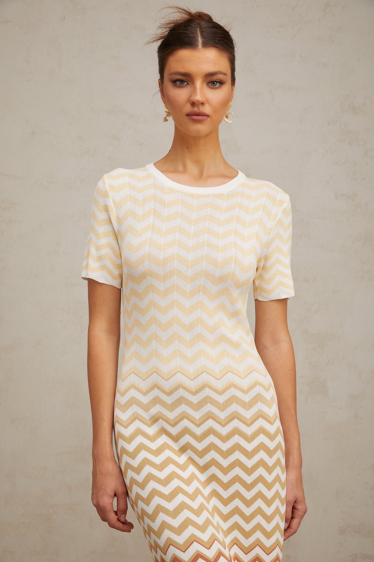 Isabelle yellow zigzag-woven knit midi dress