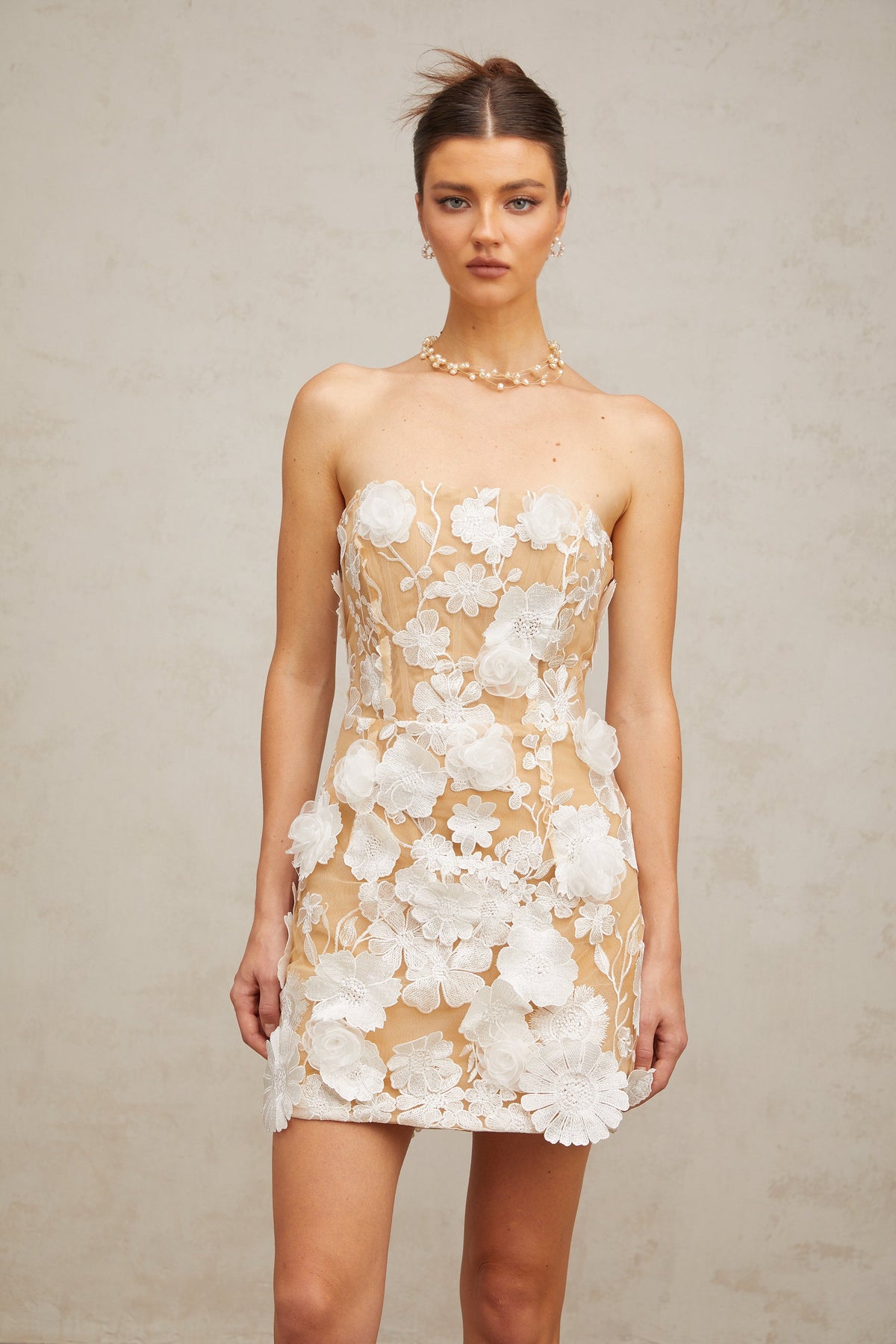 Véronica white flower-appliqué mini dress