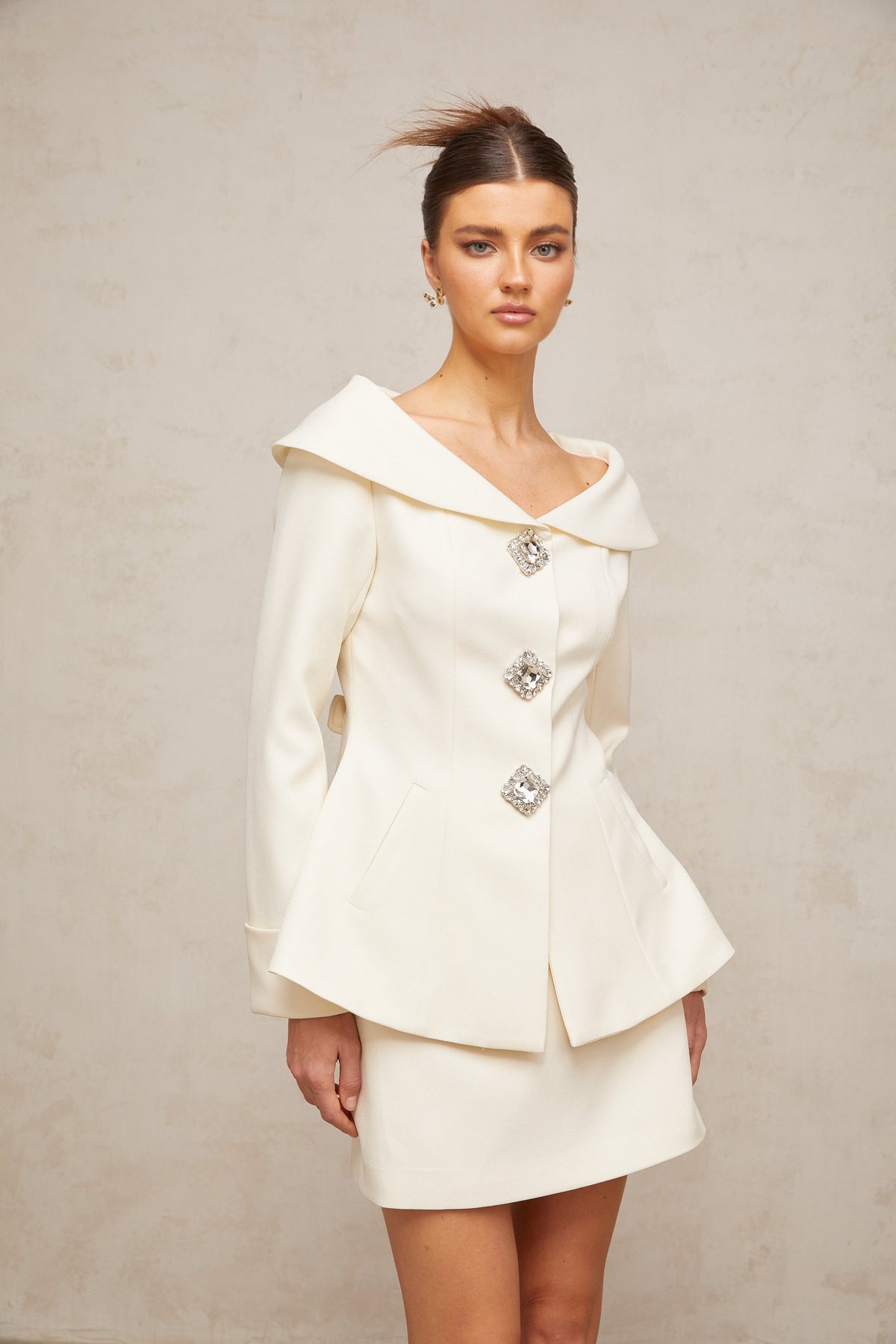 Eugénie white peplum jacket & skirt matching set