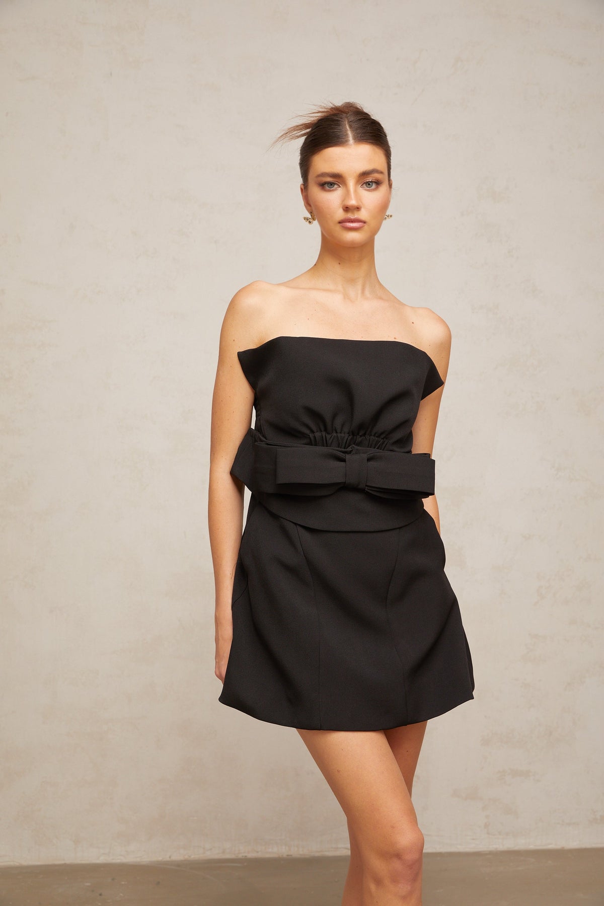 Caribe black bowknot off-shoulder mini dress