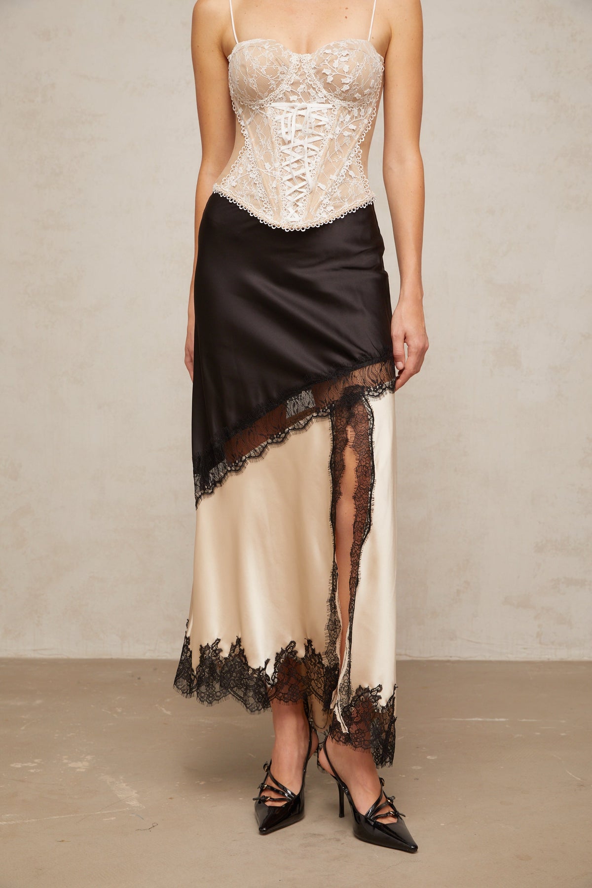 Raphaëlle lace-panel asymmetrical satin skirt