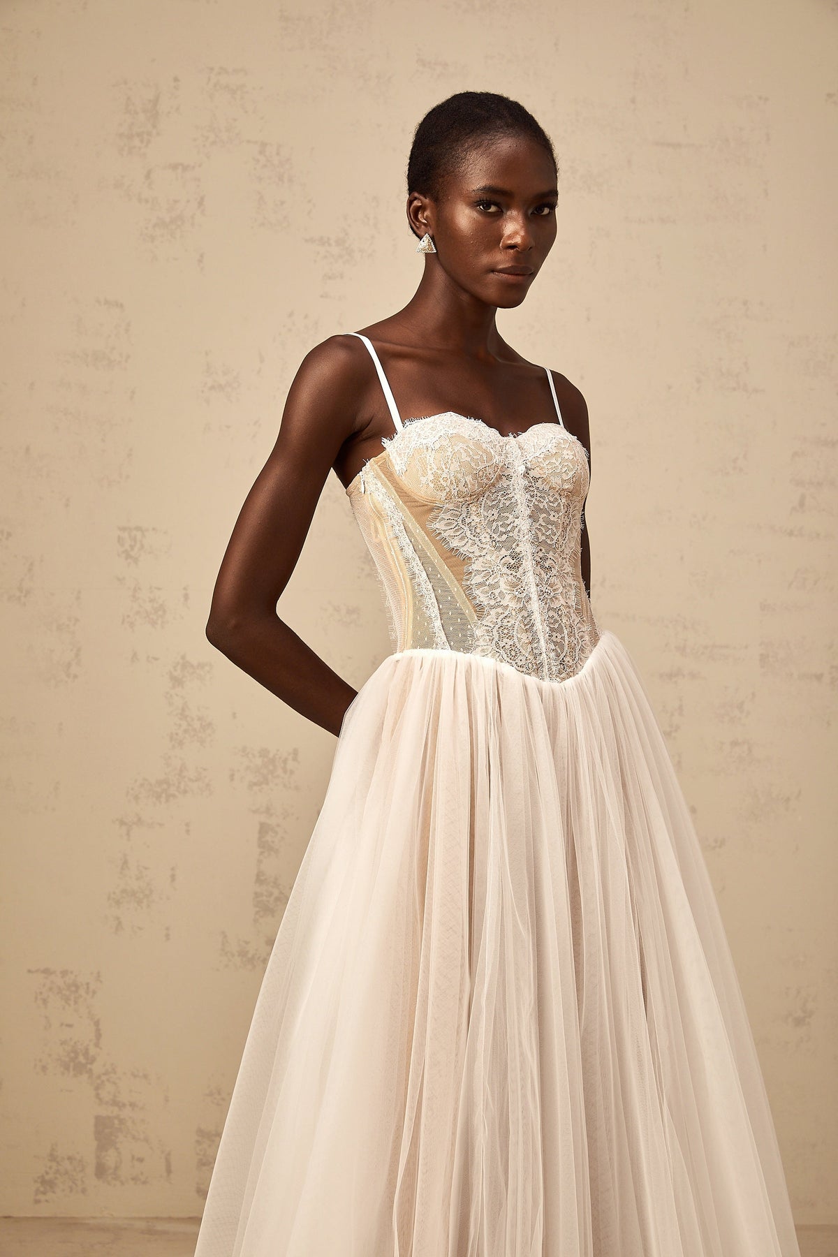 Nolwenn white lace bustier tulle midi dress