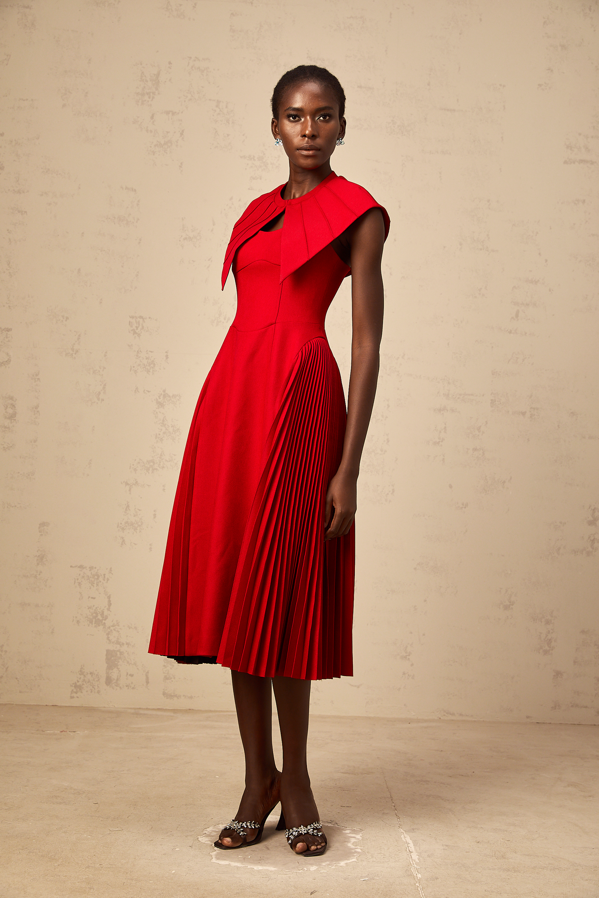 Amaryllis red cape-design pleated midi dress
