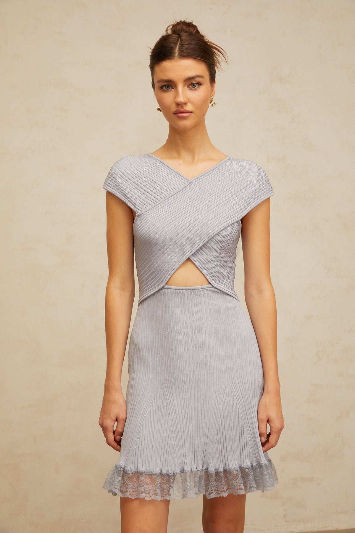 Kéa light-purple cross-over ribbed-knit mini dress
