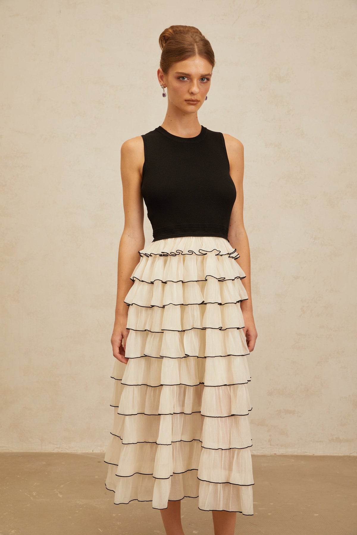 Anouk Contrast Color Tiered Panelled Midi Dress