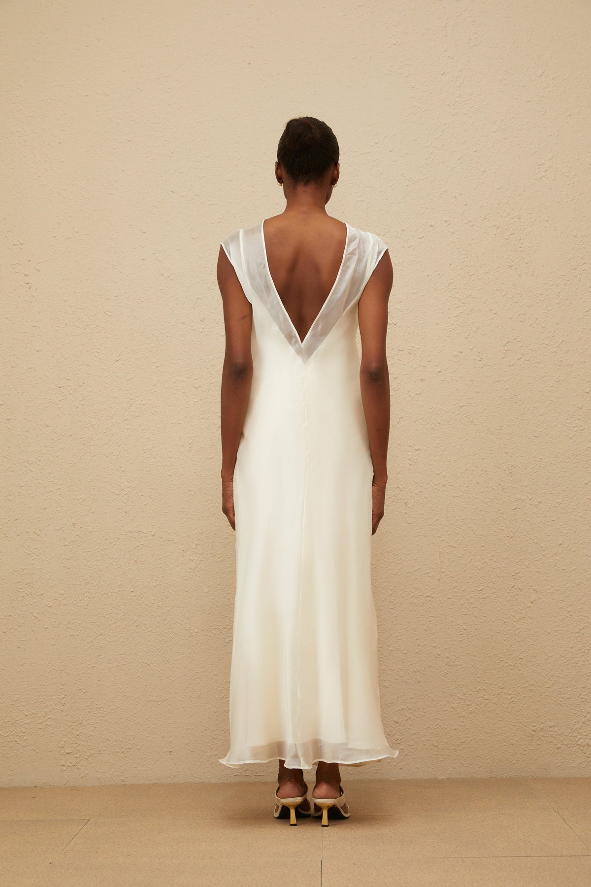 Epurée White Flared Tulle Maxi Dress