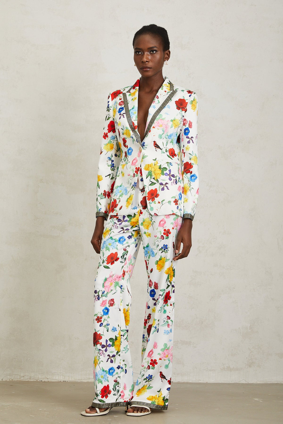 Lucía White Labyrinth Trim Floral Blazer & Trousers Set (Final Sale-US Only)