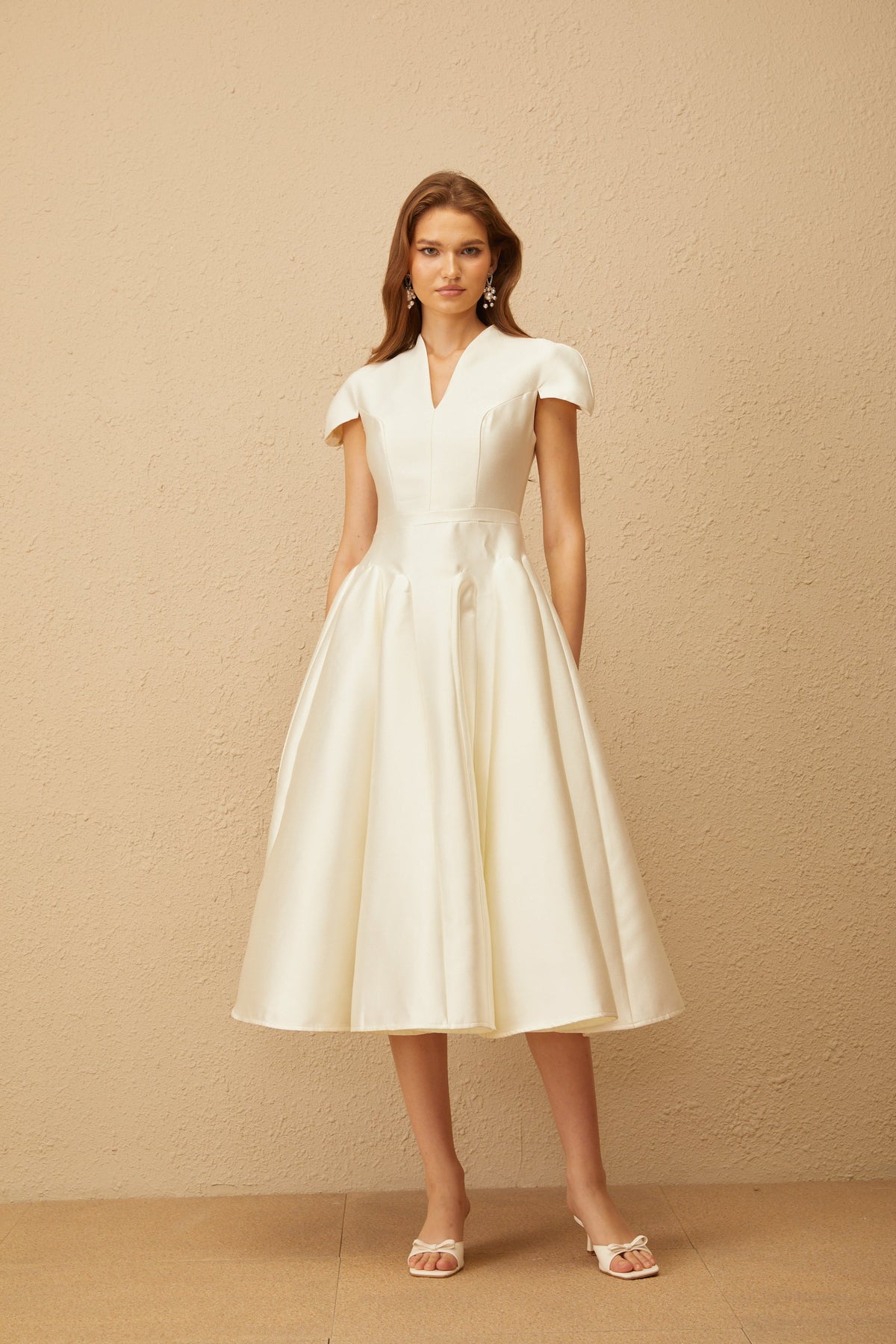 Aventin White Godet Design Midi Dress