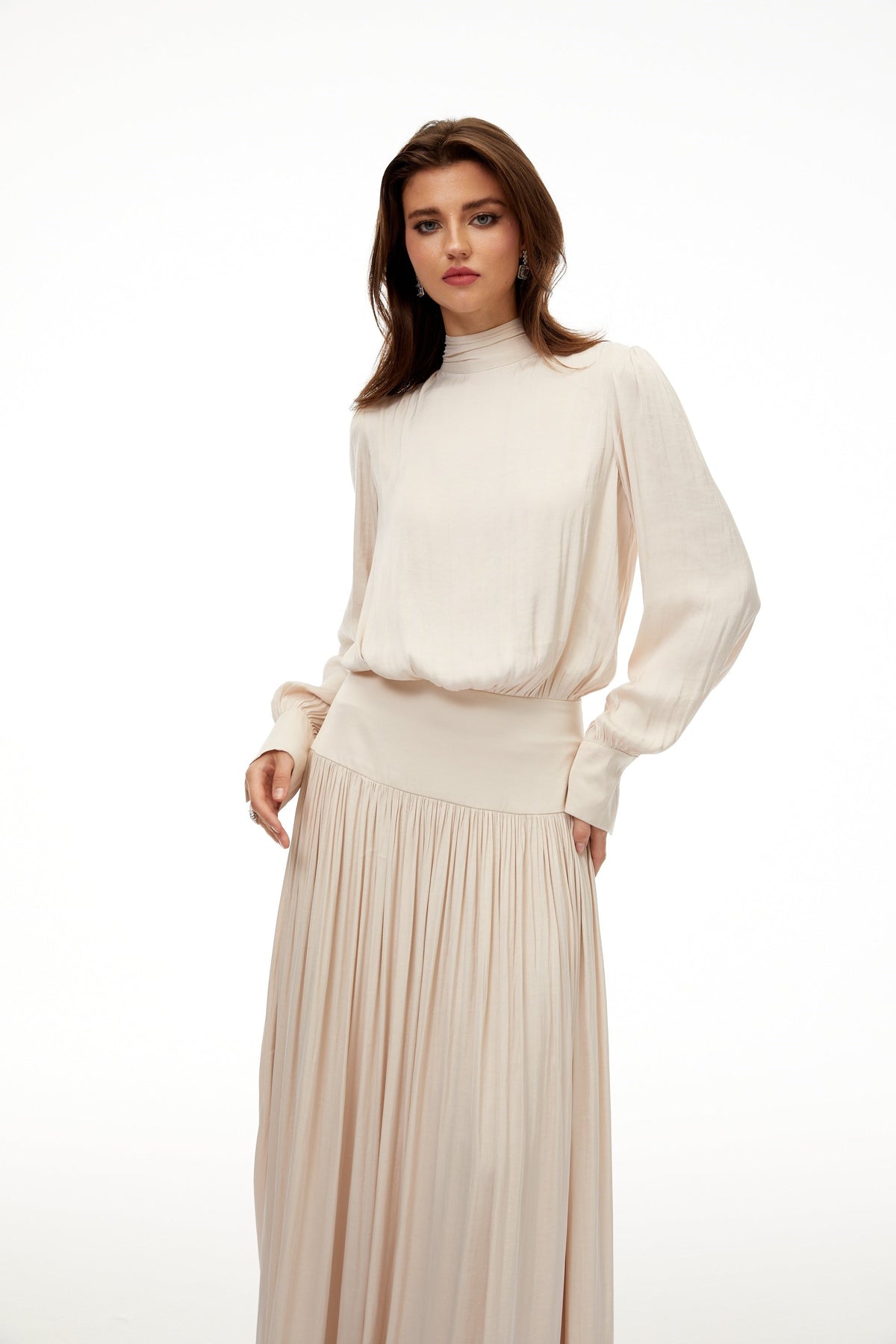Valérie Neutral Self-Tie Pleated Maxi Dress