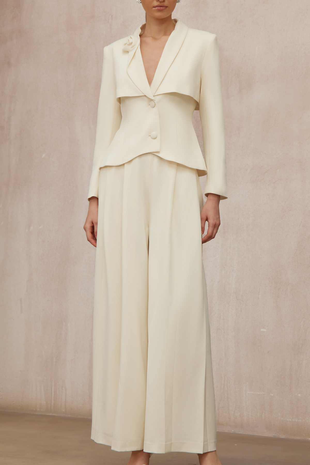 Teresa Neutral 3D Petal Blazer & Trousers Set - Ivory