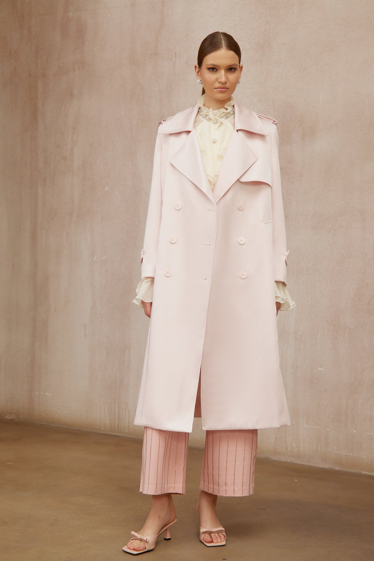 Caméo Pink Double-Breasted Satin Trench Overcoat