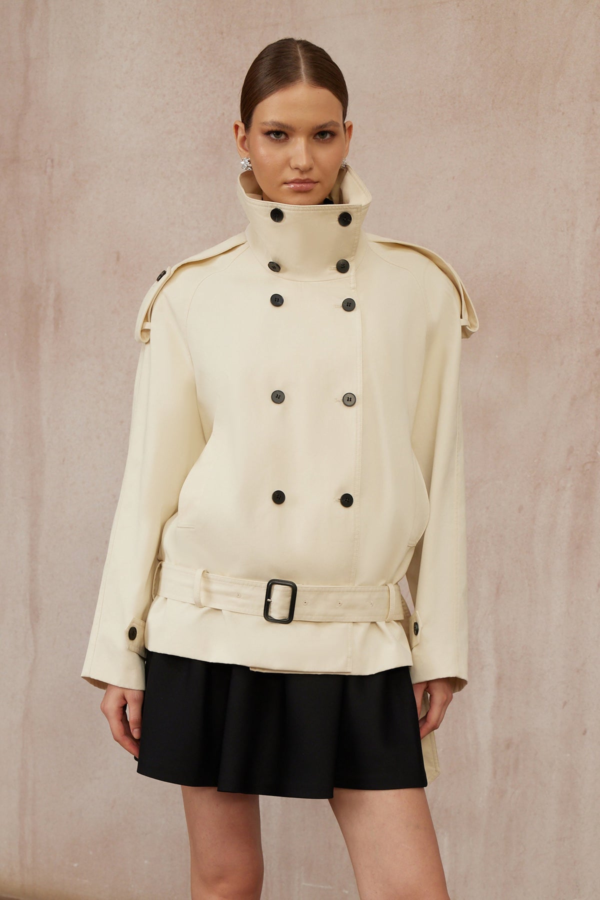 Calliopée White Double-Breasted Short Trench Coat