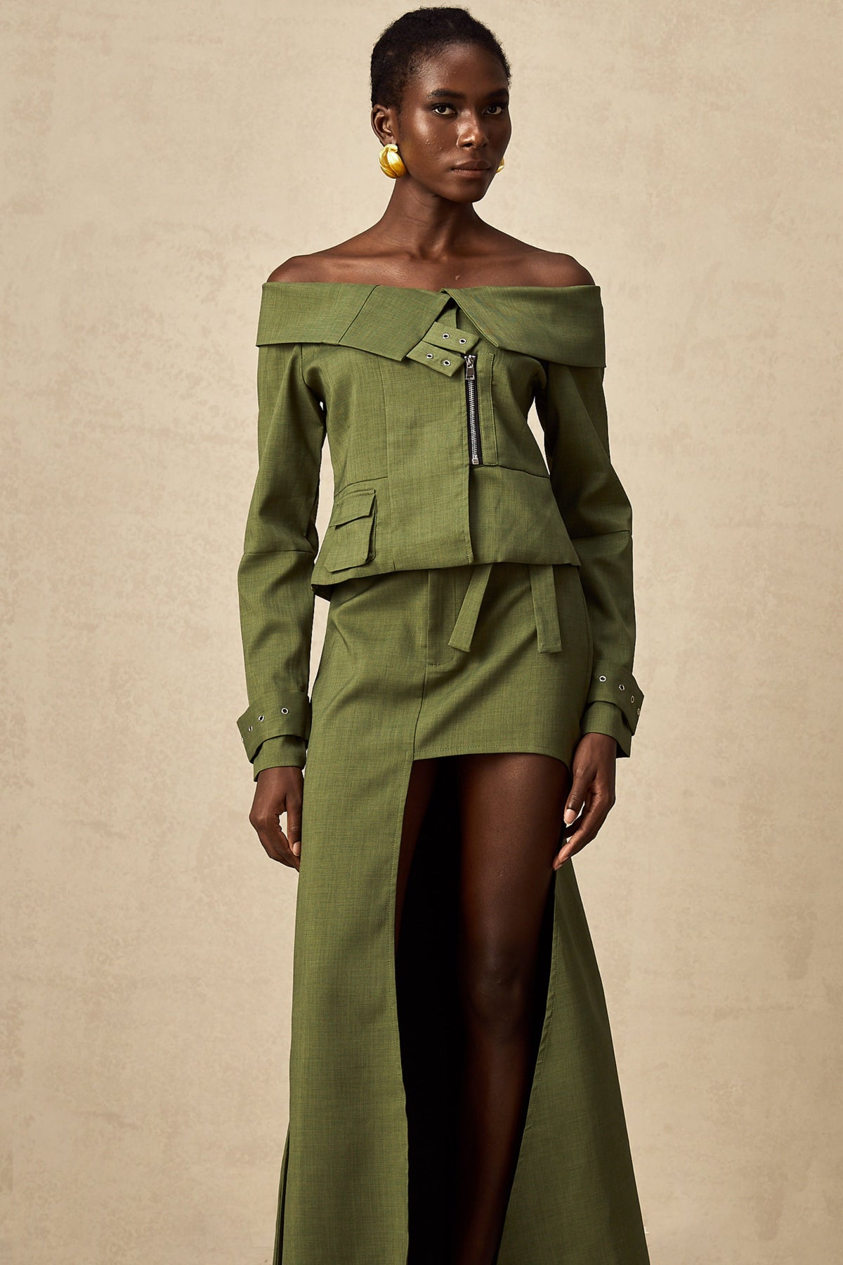 Éléna green asymmetrical-design jacket & skirt matching set