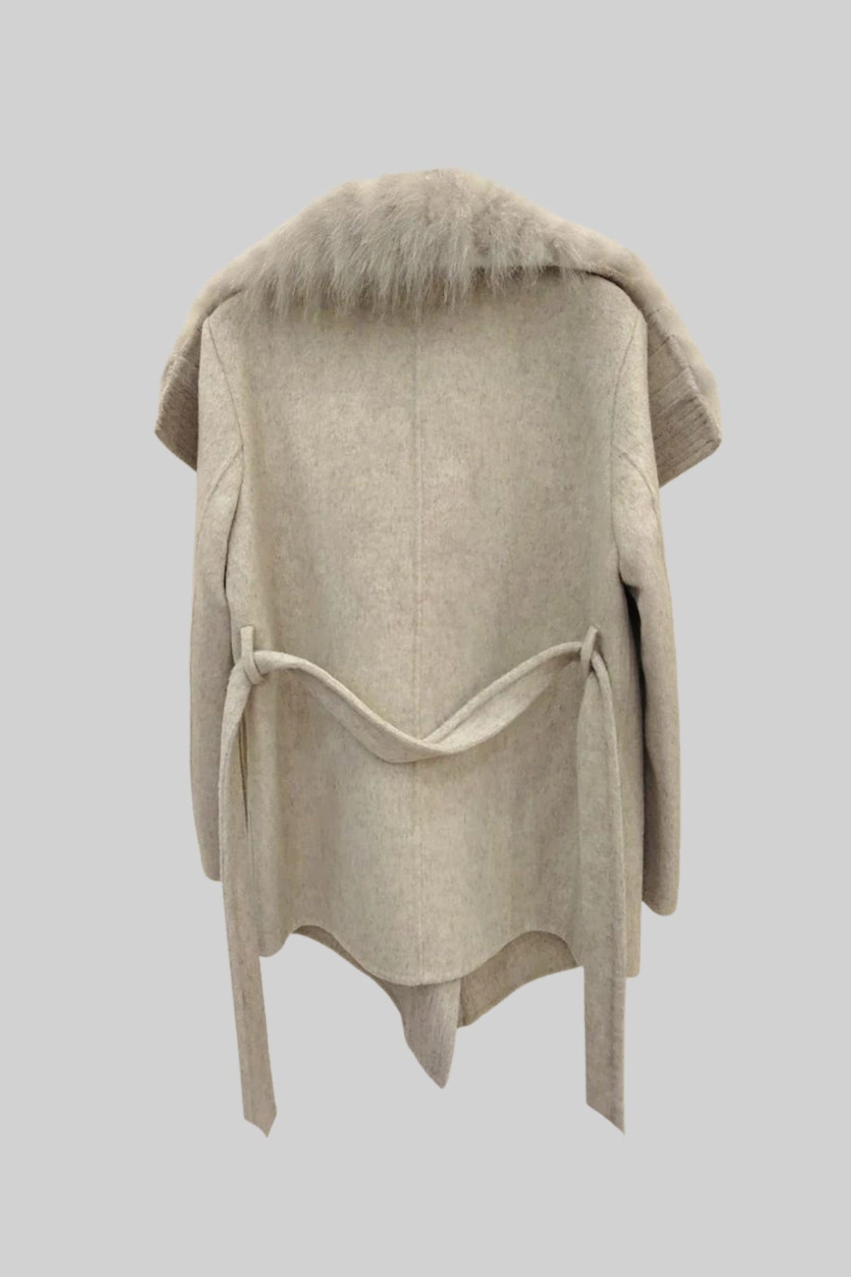Wool Coat with Oversized Fur Collar And Belt - Beige