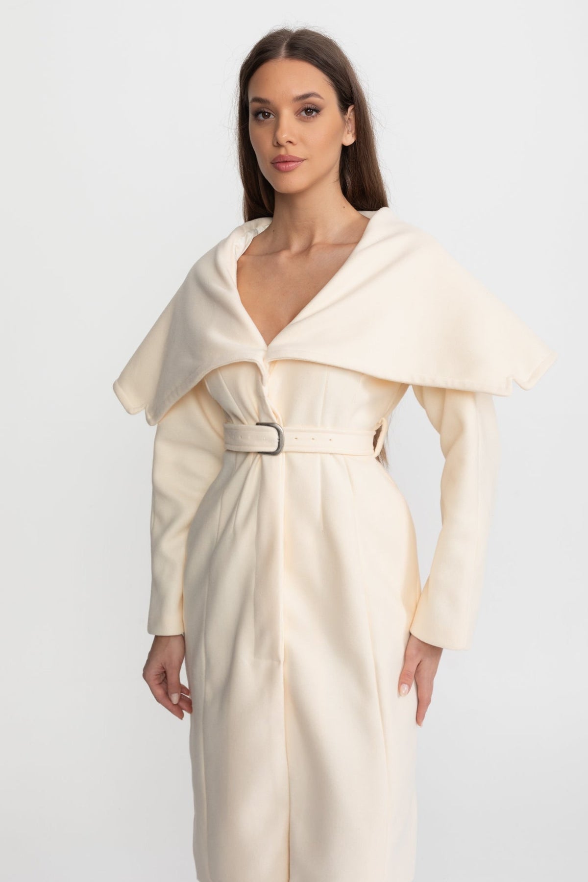 Long Blend Coat with Cape Collar – Ivoire