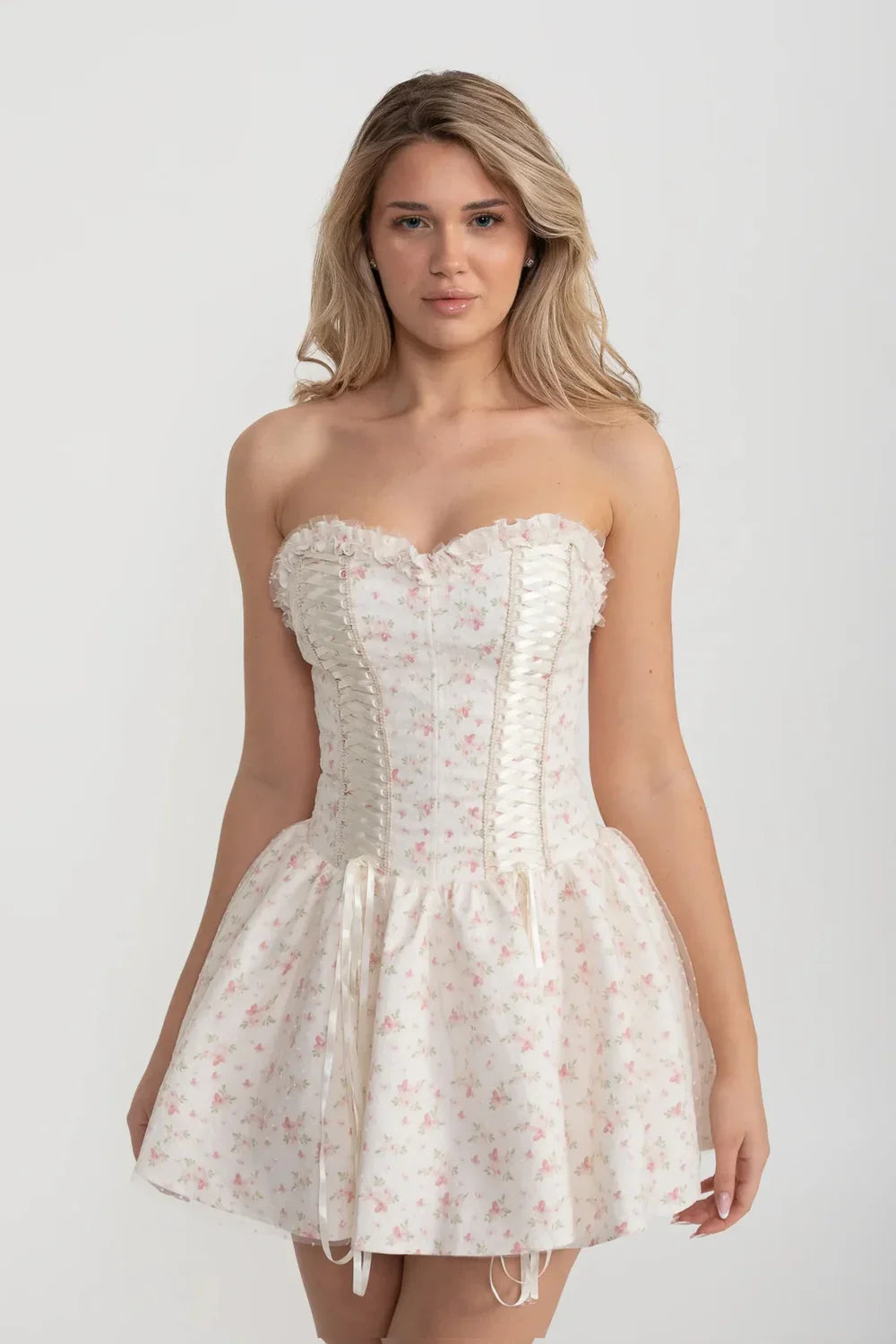 Corset Mini Dress With Sweetheart Neckline And Delicate Floral Pattern - White/Pink
