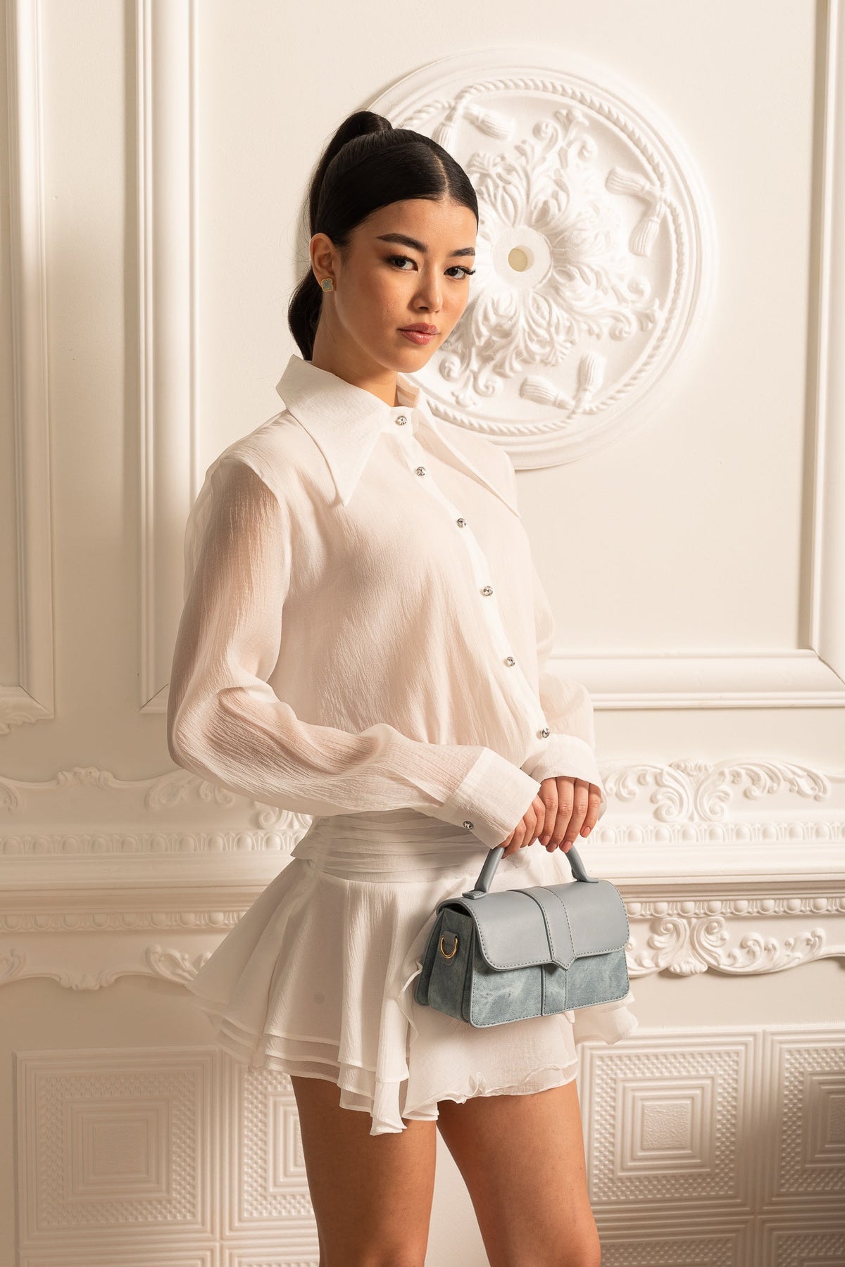 Button-Up Shirt With Cinched Waist - White