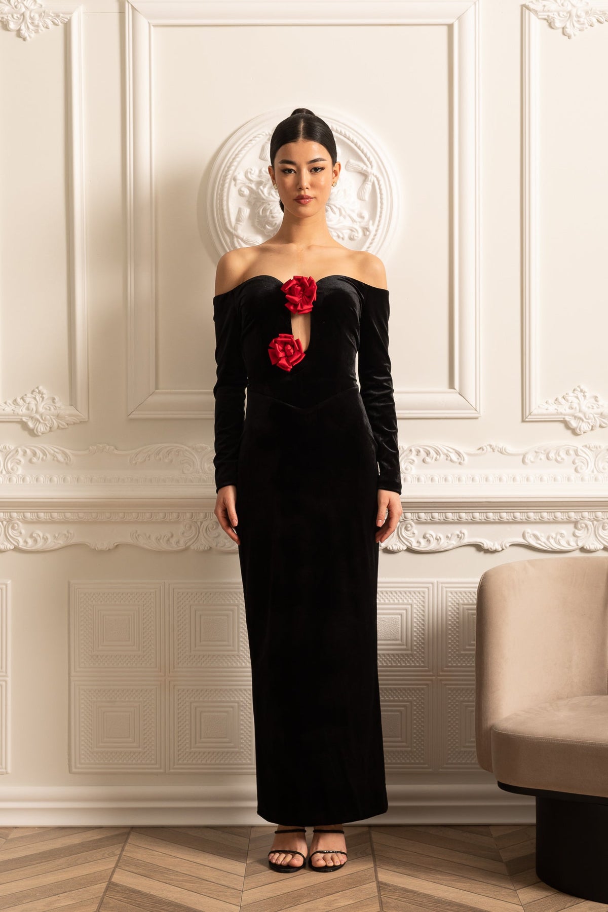 Velvet Off-Shoulder Dress With Deep Neckline And Red Rose Accents - Black