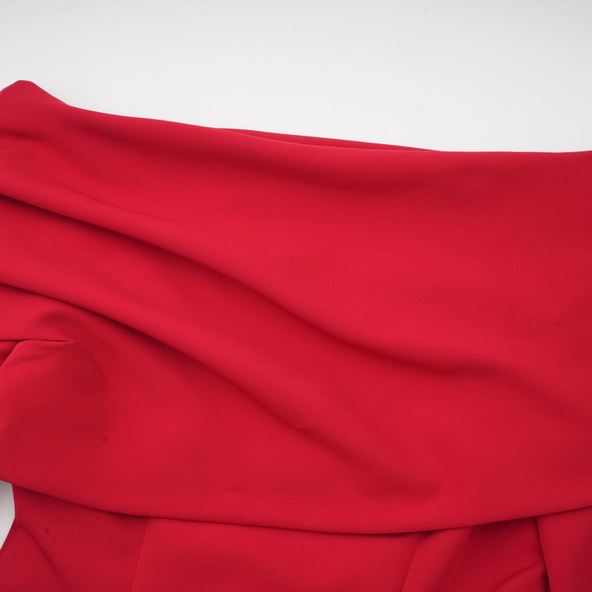 Valentine high-slit pleated maxi dress in Red