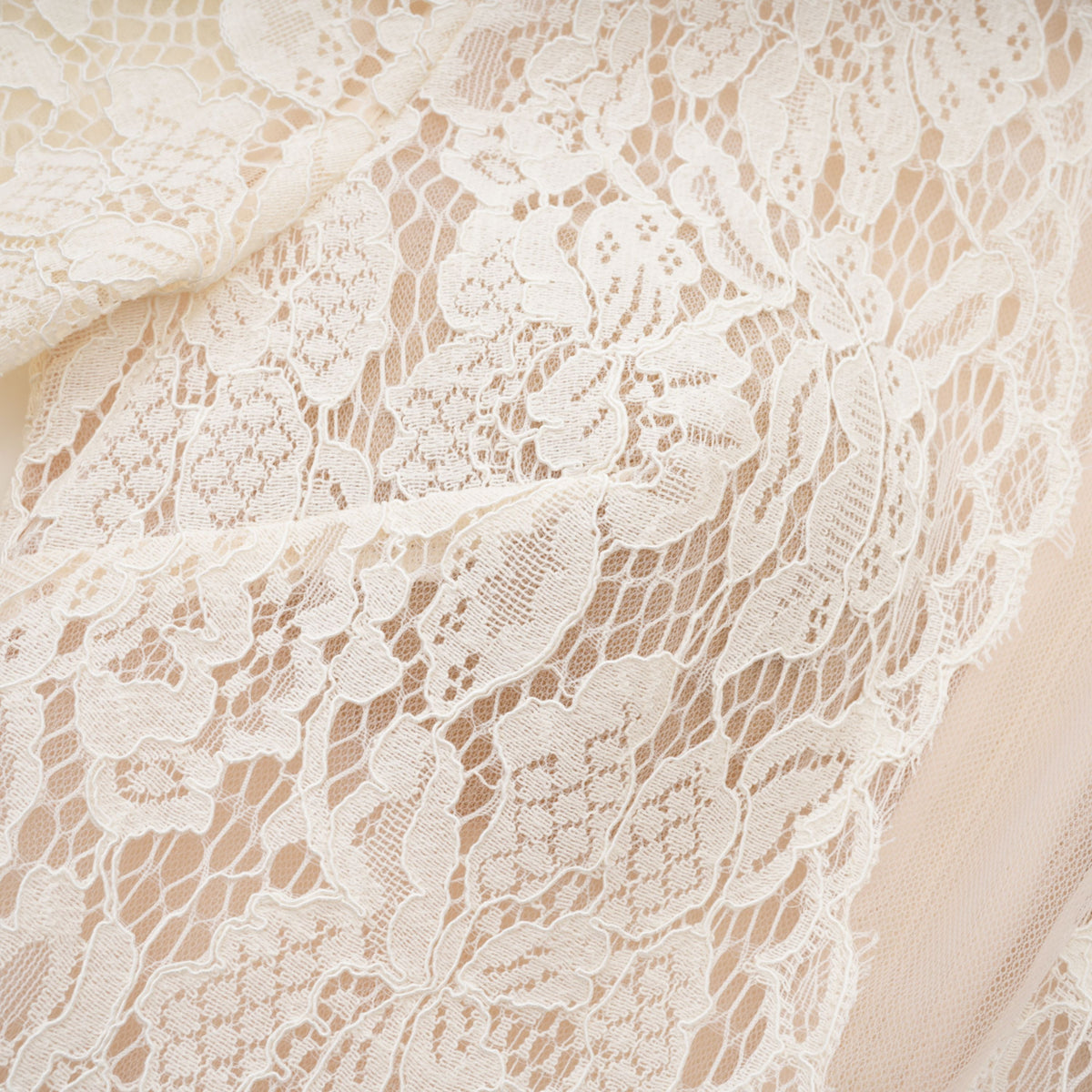 Oliana Ivory Lace Maxi Gown (Final Sale-US Only)