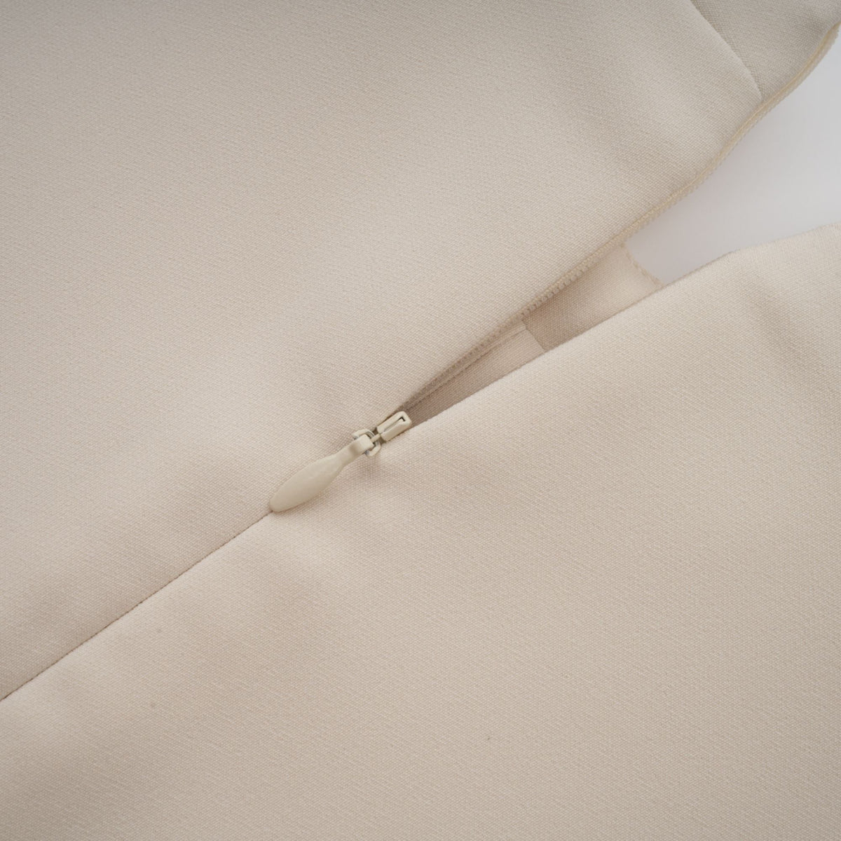 Chloé cream-white fitted mini dress (Final Sale)